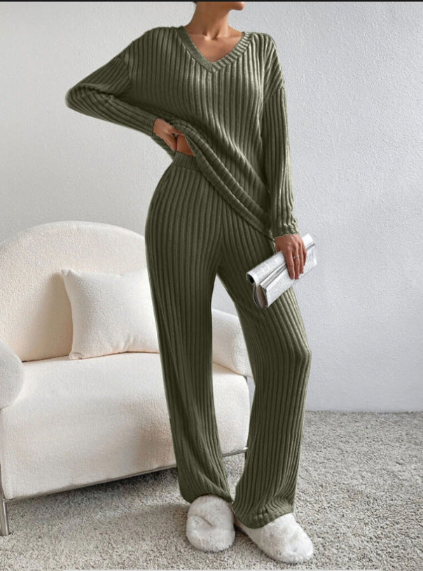 Women's Straight-Leg Pants – Lightweight Fluid Fabric Relaxed Trousers