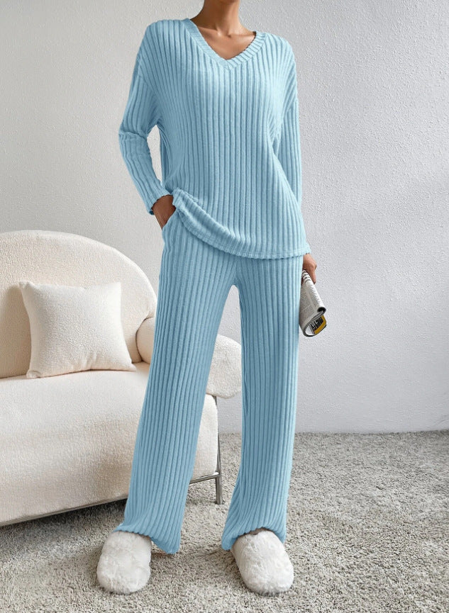 Women's Straight-Leg Pants – Lightweight Fluid Fabric Relaxed Trousers