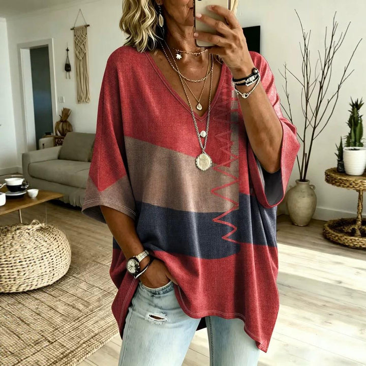 Women's Plus T-Shirt – V-Neck Batwing Sleeve, Retro Floral Print