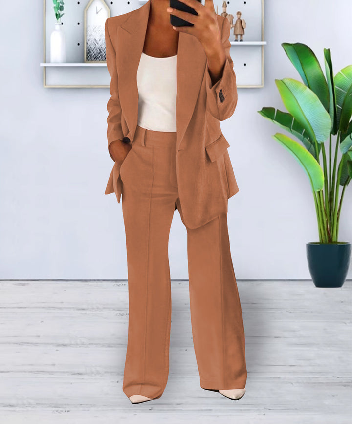 Women’s Two Piece Suit Set – Relaxed Tailored Trousers & Blazer