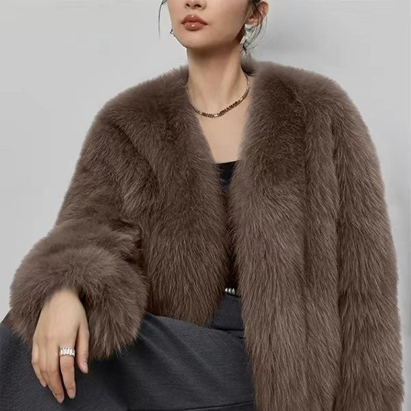 Women's Plush Fur Coat – Soft, Relaxed Short Jacket