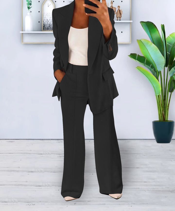 Women’s Two Piece Suit Set – Relaxed Tailored Trousers & Blazer