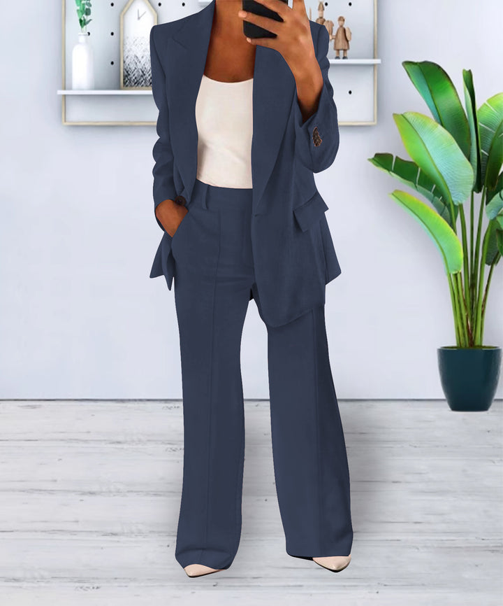Women’s Two Piece Suit Set – Relaxed Tailored Trousers & Blazer