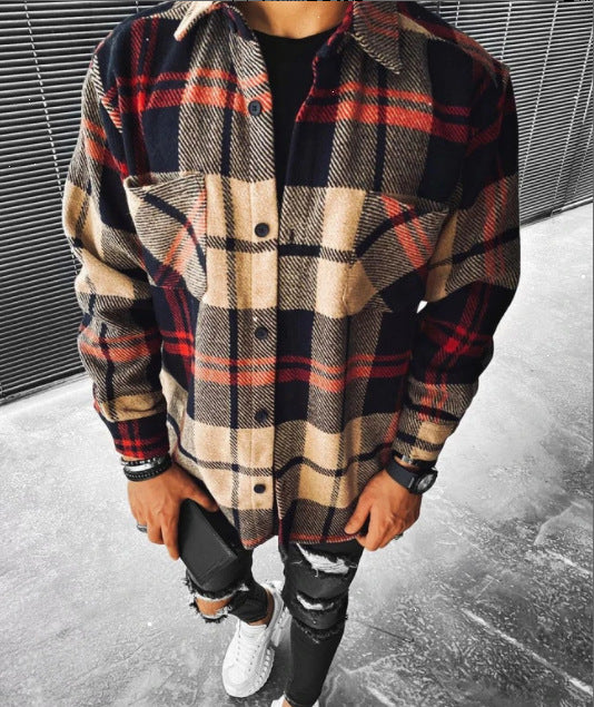 Men's Plaid Shirt – Classic Pattern with Chest Pocket Detail